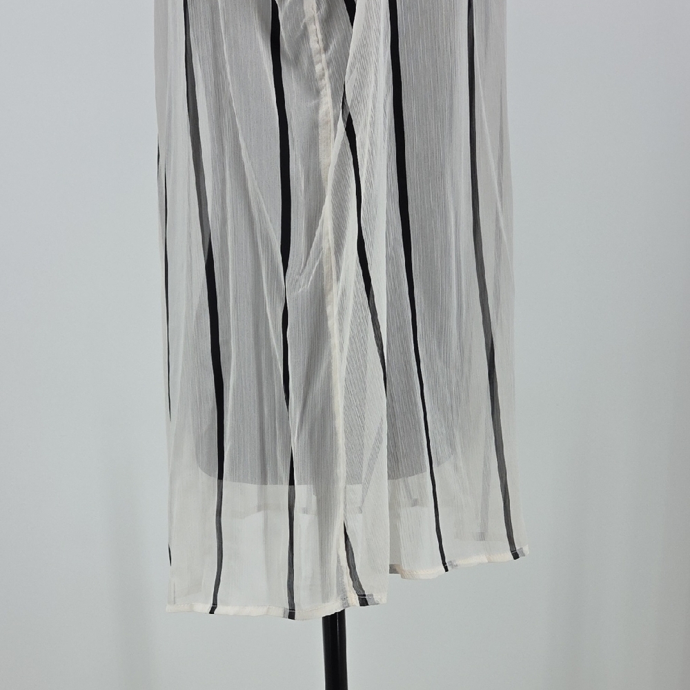 Who What Wear White Sleeveless Ruffle Mock Neck Striped Cami - Picture 9 of 15